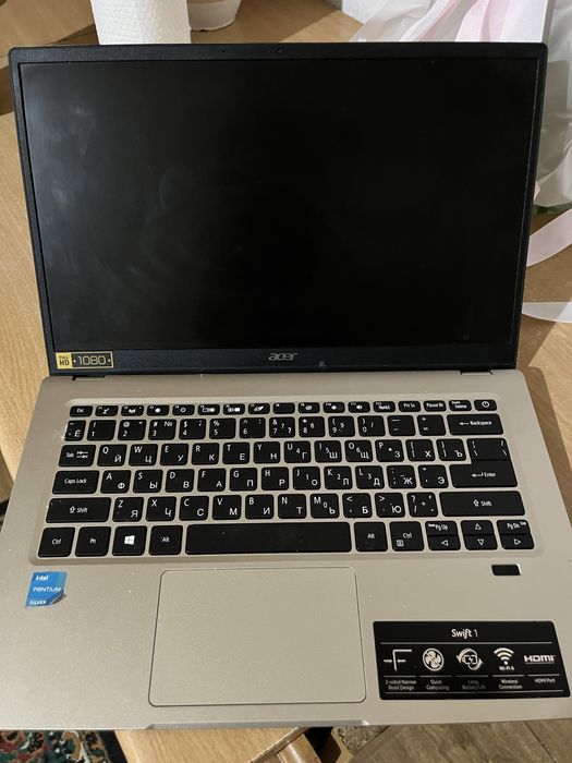 Ноутбук acer swift1