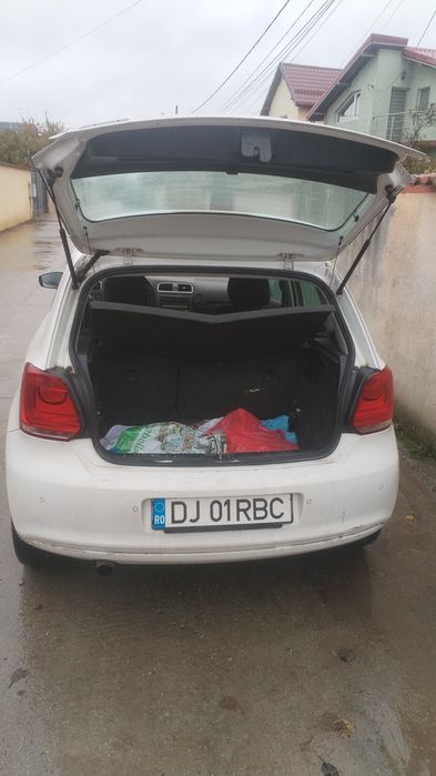 Vând vw polo 2010