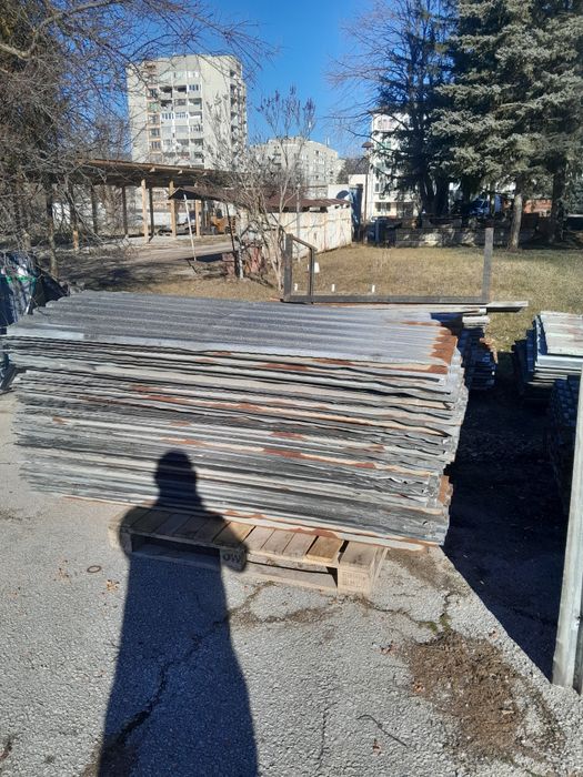 Продавам покривна и оградна ламарина