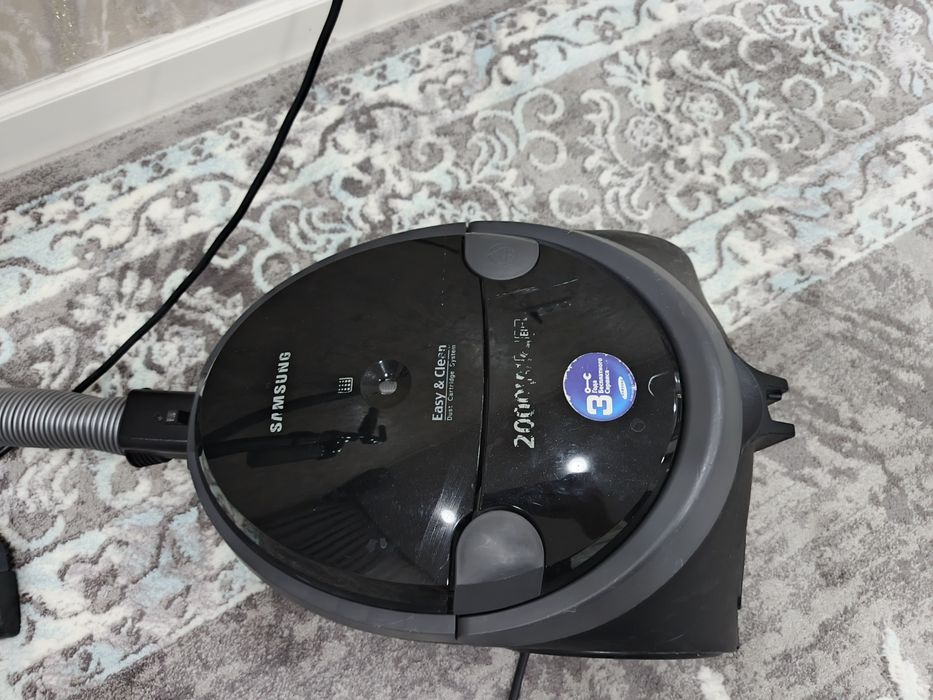 Продам пылесос Samsung