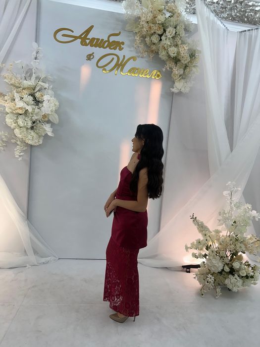 Платье в отличном состояние