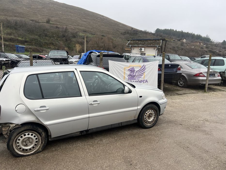 Vw Polo 1.4 бензин 2001 година