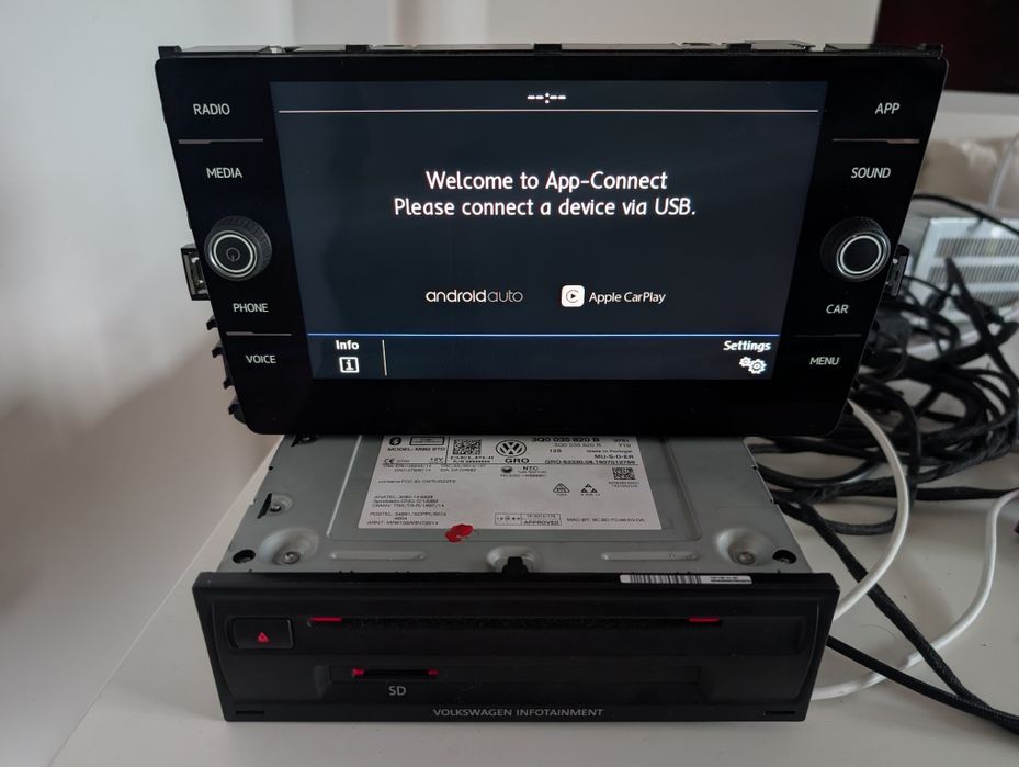 Navigatie Originala MIB 2  Composition media golf 7 passat b8