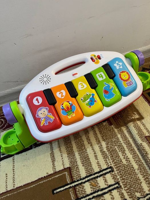 Развивающие игрушки с светомузыкой