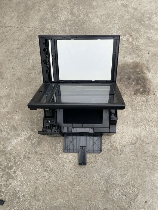 Принтер HP LaserJet M1214nfh MFP.