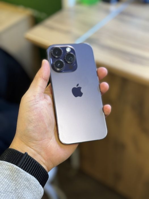 iPhone 14 Pro / 256Gb / 80% / без ремонта