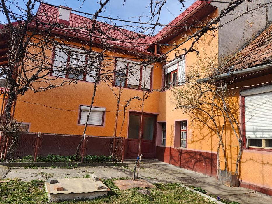 Casa de vânzare în localitatea Ungra, județul Brașov