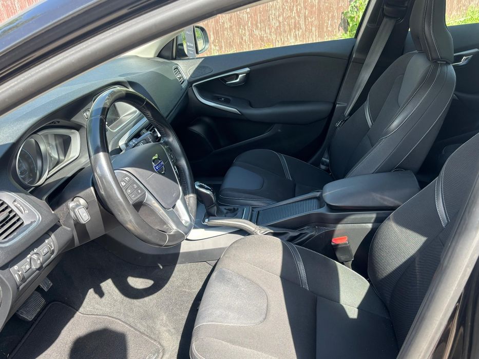 Vand Volvo V40 D3 2016 2.0 diesel 150cp automat