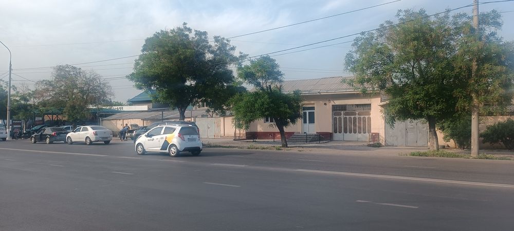 Продам дом вдоль дороги