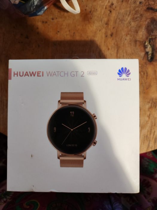 Продавам смарт часовник.