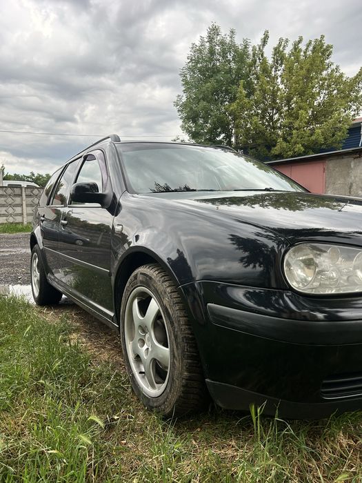 vând wolkswagen golf 4, TDI 1.9, 2004