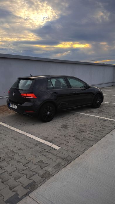 VOLKSWAGEN Golf 2019 — imagine 4