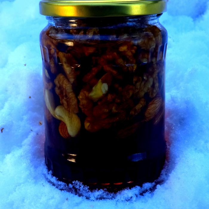 Пчелен мед и домашни сладка