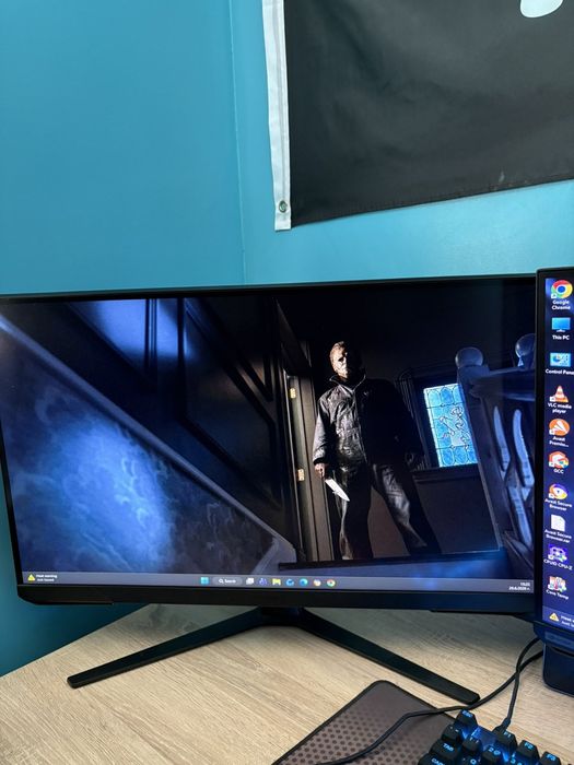 Samsung odyssey монитор