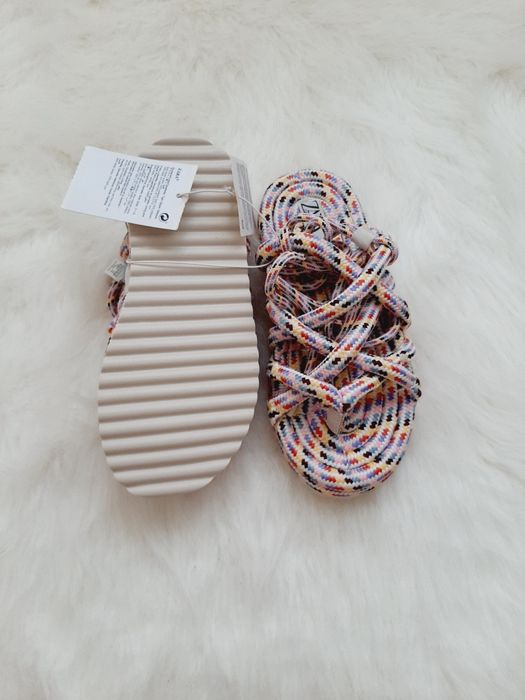 Reserved&Zara  măr 31/34 Noi!