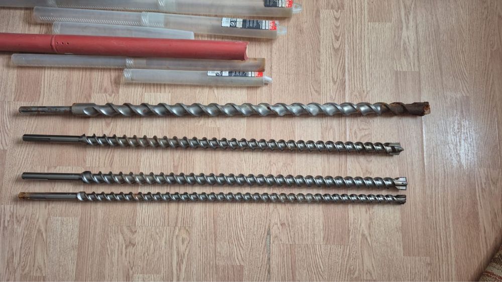 Продам Перфоратор Makita