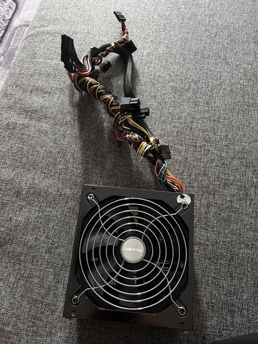 Подам блок питание для пк 600w