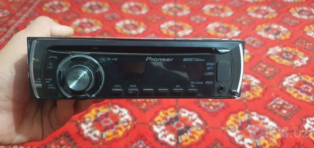 Pioneer DEH-2100UB