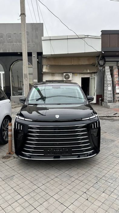 Dongfeng Forthing V9