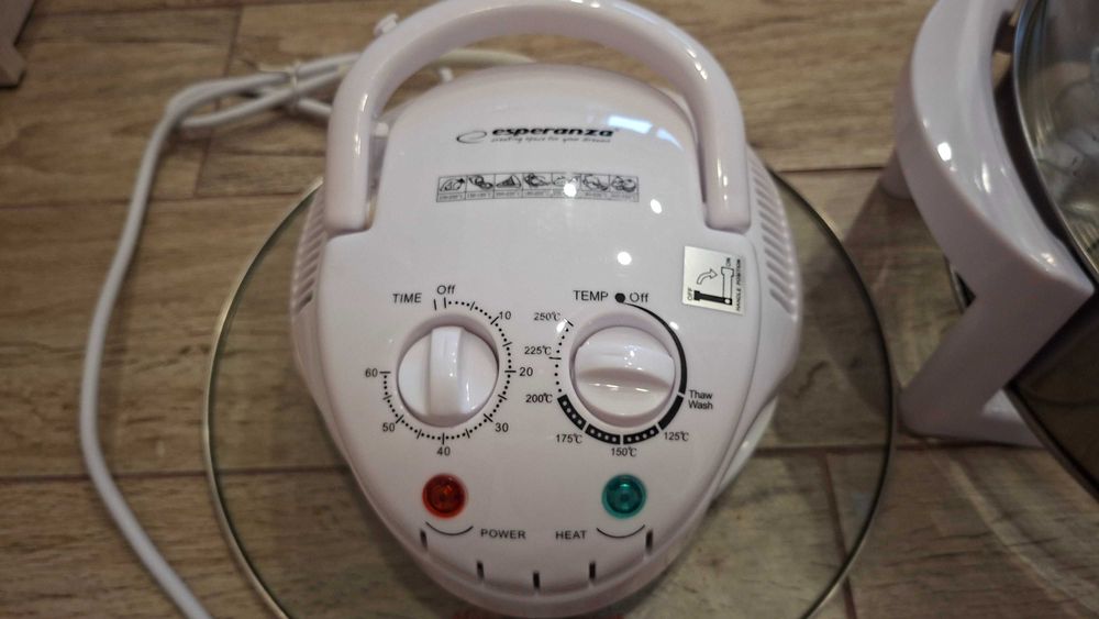 Халогенна фурна  Esperanza