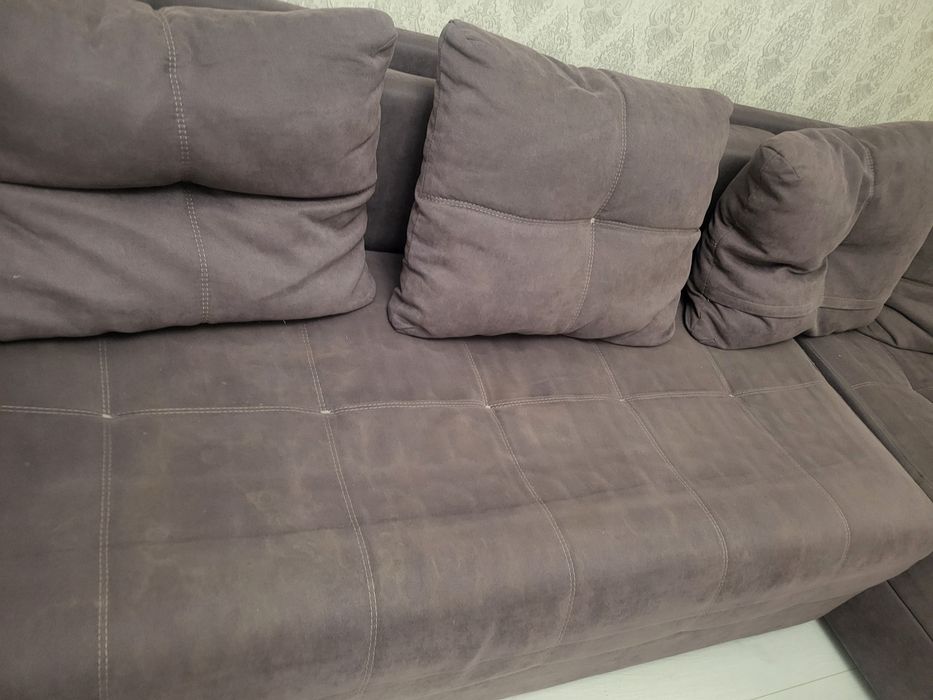 Угловой диван состояние хорошее самовывоз