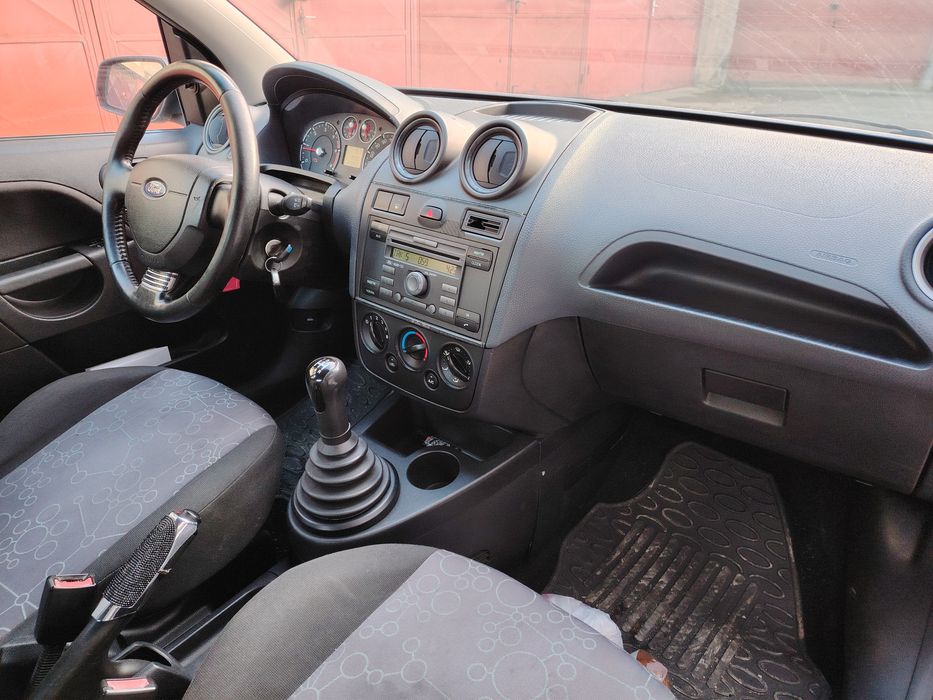 Ford fiesta 1.4 diesel 2007