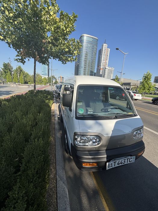 2025 Damas kombi