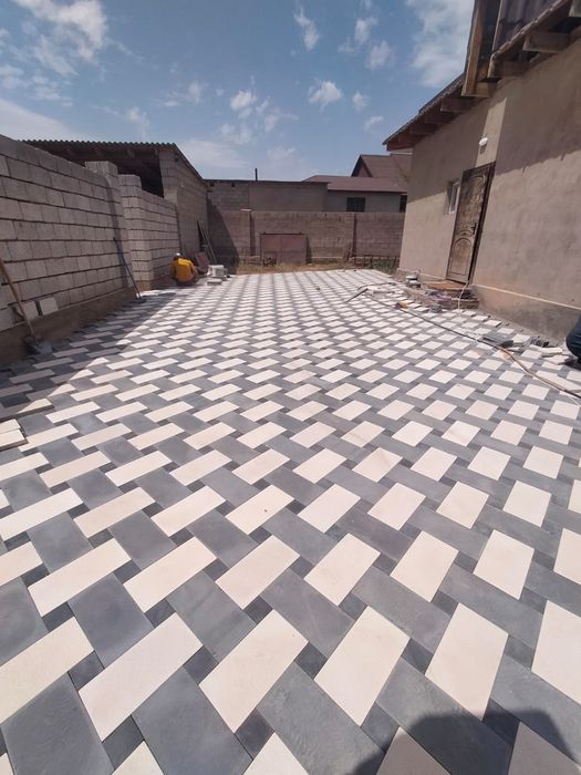 Укладка плитки брусчатка