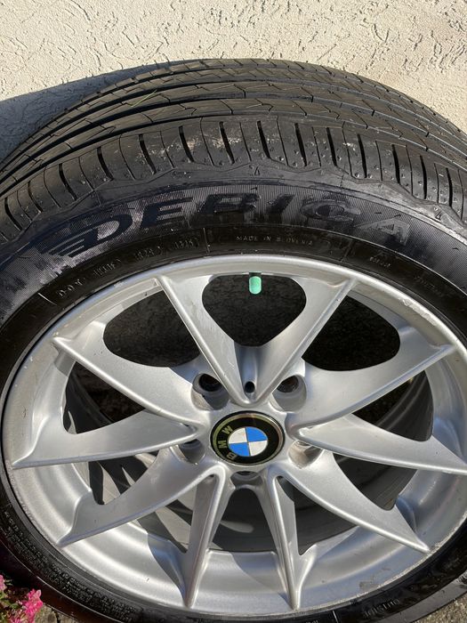 Jeante bmw dimensiunea 205/55r16 cu anvelope
