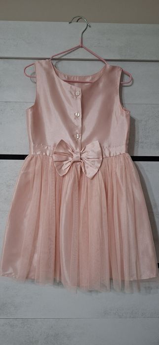 Продам платья для девочки