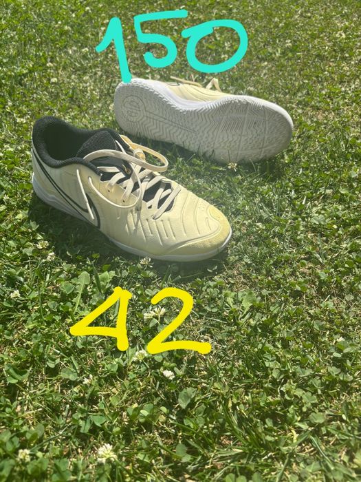 GHETE DE FOTBAL diferite modele/mărimi