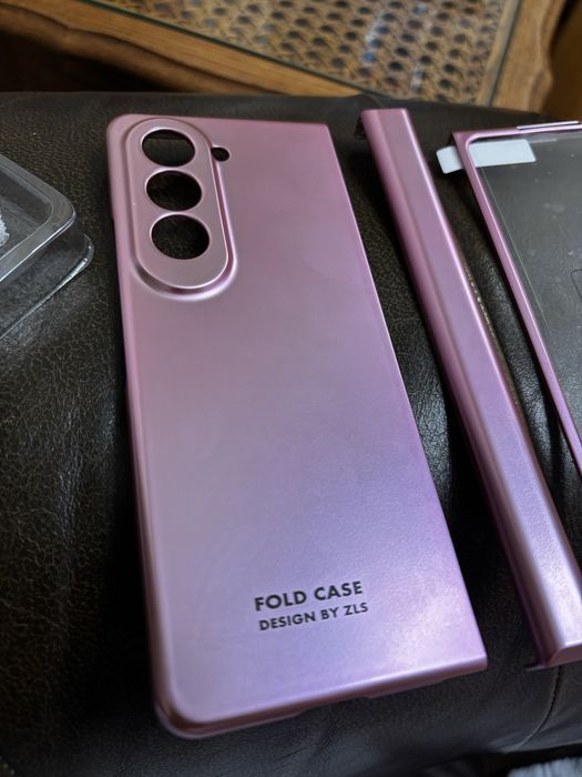 Чисто нов калъф за Samsung Galaxy Z Fold 6