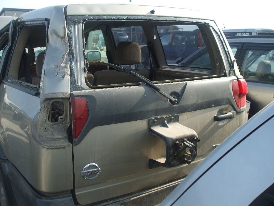 Dezmembrez nissan terrano 2004 3.0d automat au manual