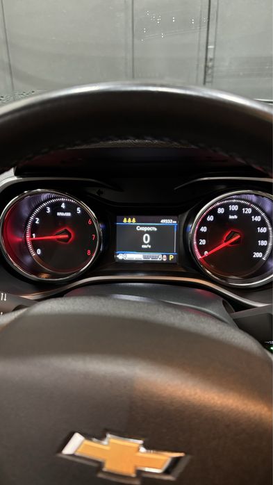 Срочно продается Tracker Premier 2023