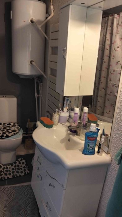 Văd casă cu 50.000 euro