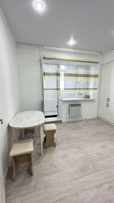 1 бөлмелі үй жалға беріледі.