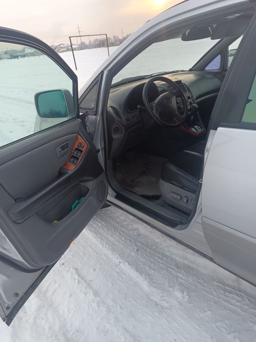 Продам Лексус рх