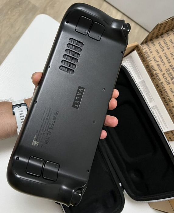 Valve Steam deck Oled 1 tb  kaspi 12