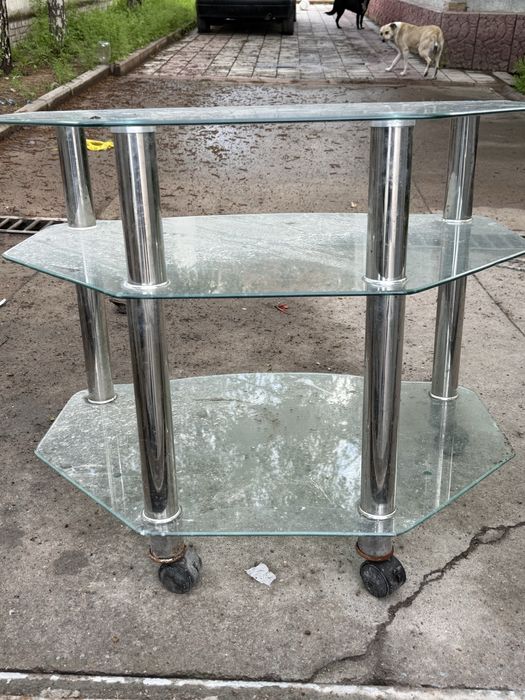 Продам Столик для дома