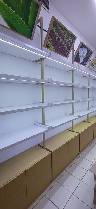 Продаю стеллажи торговые