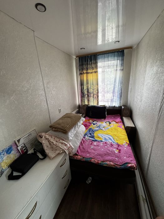 Продается 1 комната бывший общежитие