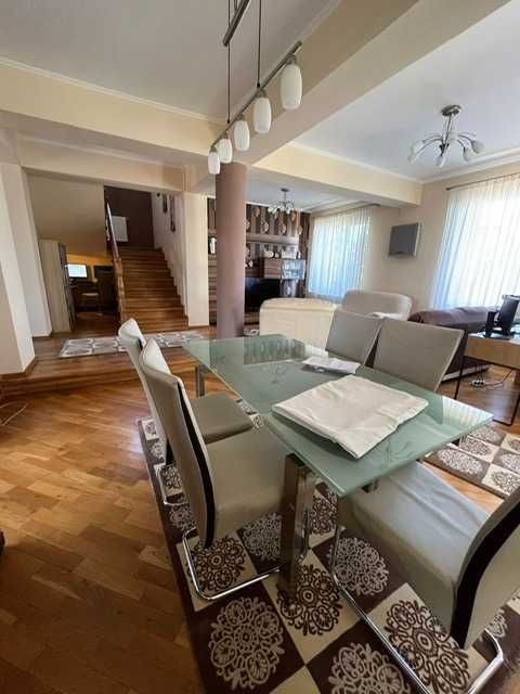 Vilă spațioasă P+1 de vânzare – Copăceni, Ilfov aproape de A0