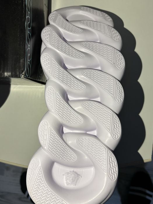 Adidasi Versace Chain Reaction,noi