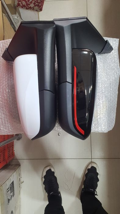 Onix Tracker Bakavoy oq qora redlayn