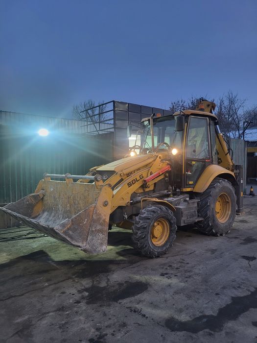 Услуги Хова и 3в1 Трактора