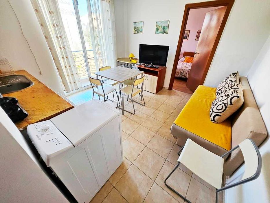 Продава се Двустаен апартамент в к.к. Слънчев бряг - 40 кв.м за 636 €/кв.м - Снимка #2