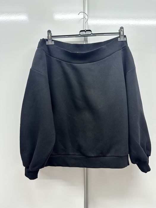 Hanorac maneci bufante negru H&M fara umeri