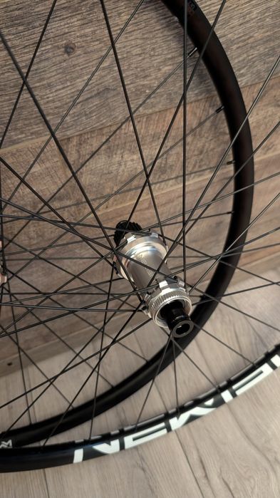 Set roti Newmen Fade boost 29er