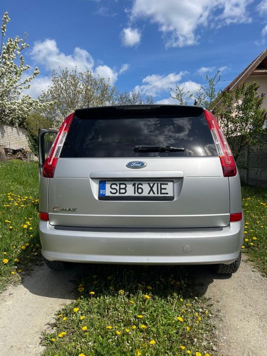 Vand sau schimb ford c-max