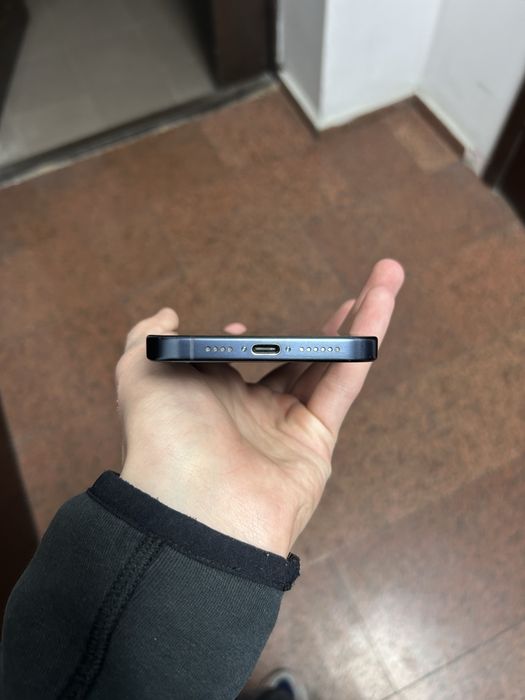 Продам Iphone 15 Pro Max 512gb